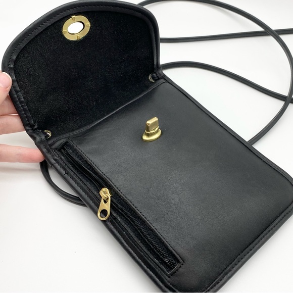 Sold - Picture 6 of 10